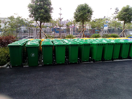 欣方圳塑料垃圾箱更好的服務(wù)市政城市衛生