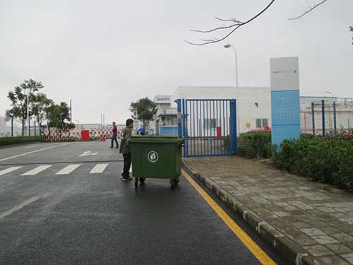 欣方圳環(huán)衛垃圾車(chē)清潔珠海城市街道