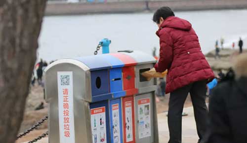如何分類生活垃圾？四色垃圾桶，收納種類各不同
