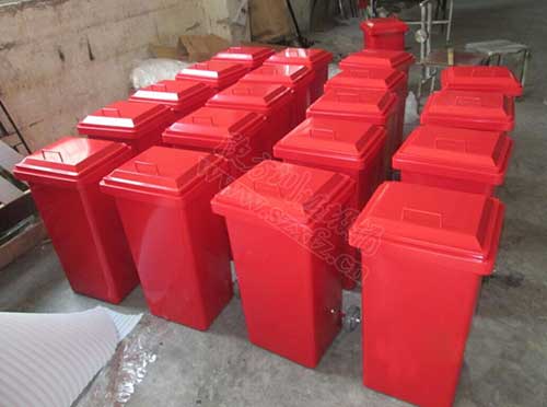 爭創(chuàng )文明城市宜昌市政選擇欣方圳鐵皮垃圾桶