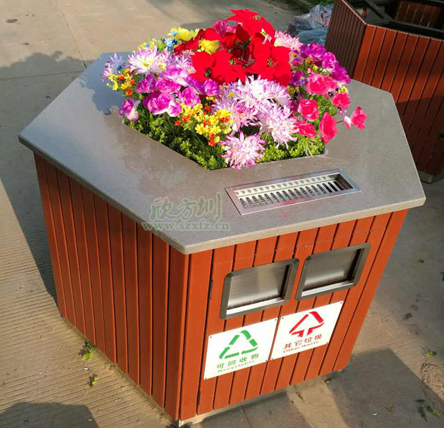 ?？谲?chē)站花盆分類(lèi)垃圾桶倡導環(huán)保理念