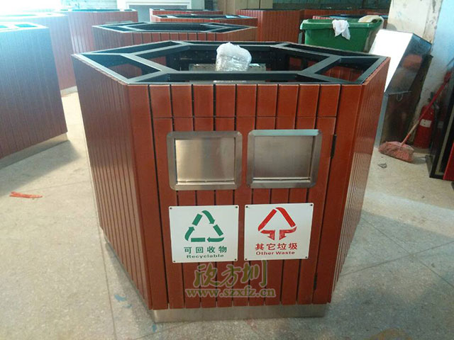 高鐵站臺花盆垃圾桶廠(chǎng)家批量生產(chǎn)圖