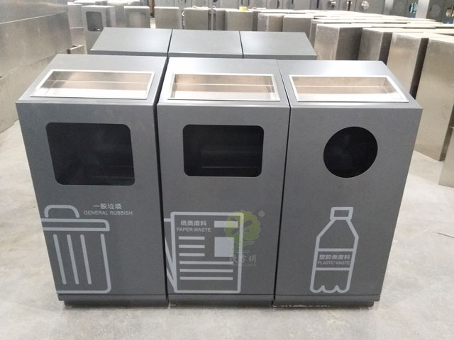 室內滑軌四分類(lèi)果皮箱-商場(chǎng)不銹鋼推拉式4分類(lèi)果皮箱