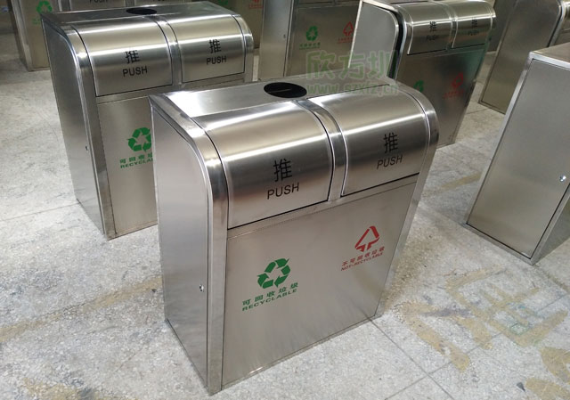 垃圾桶蓋搖擺設計投放廣州城建學(xué)院