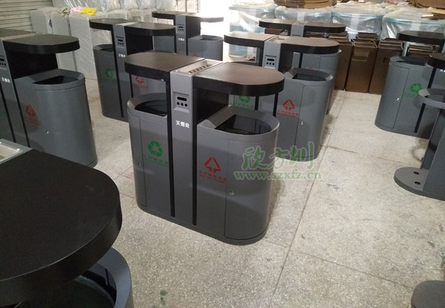 金屬烤漆分類(lèi)垃圾桶-戶(hù)外烤漆垃圾桶定制廠(chǎng)家